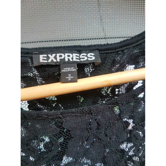 ▪Express▪Fitted lace dress w/ cutouts - Picture 4 of 4
